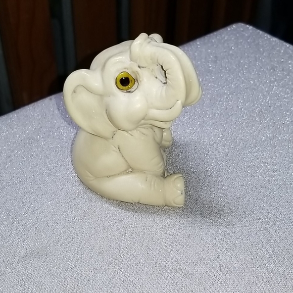 VTG Made in England Elephant Figurine - Picture 2 of 6